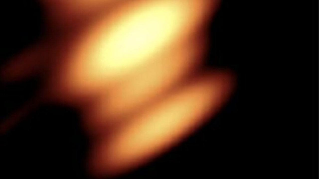 iki kara delik olumcul bir yorunge dansinda aDGlCzmp.jpg