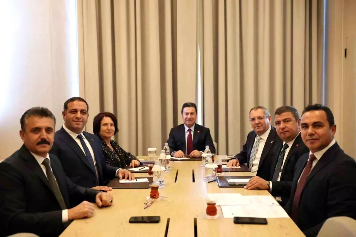 kiyi ege belediyeler birligi 2025 toplantisini izmirde gerceklestirdi 2BvUuUgM.jpg